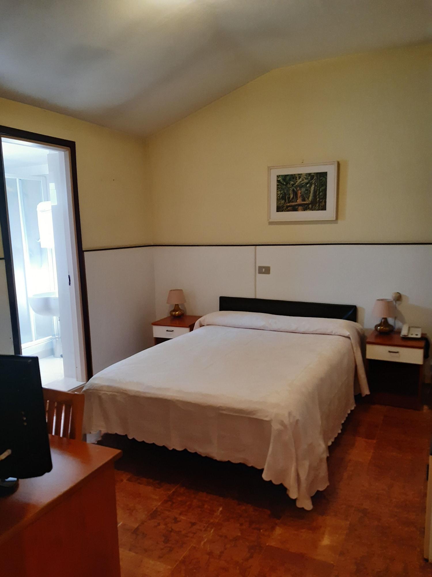 Hotel Mayorca Milano Esterno foto