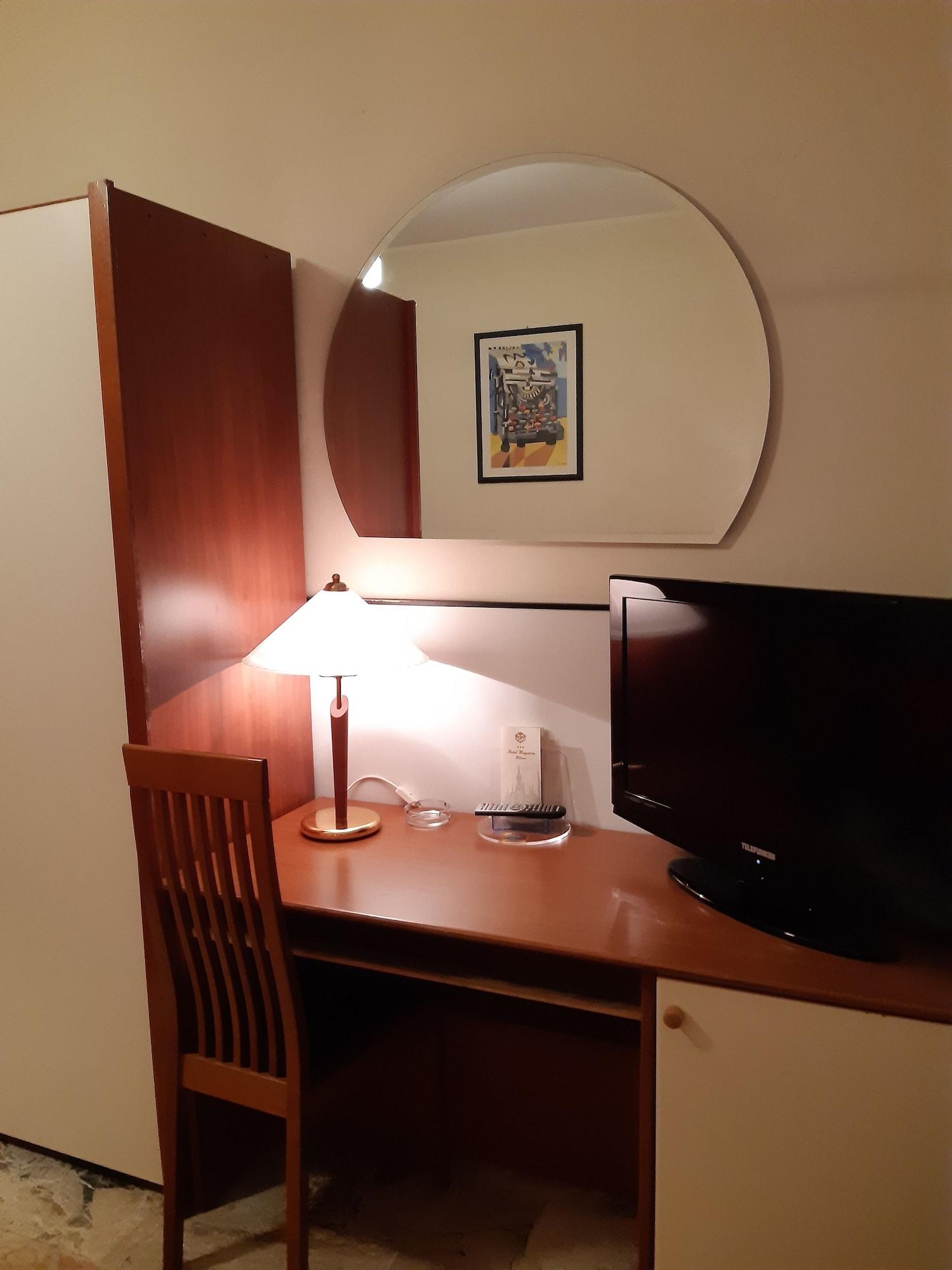 Hotel Mayorca Milano Esterno foto