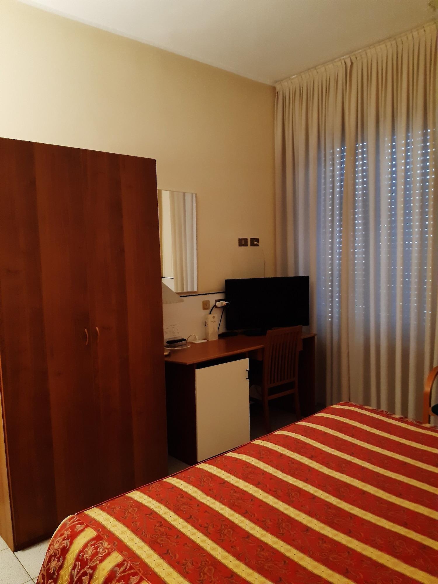 Hotel Mayorca Milano Esterno foto