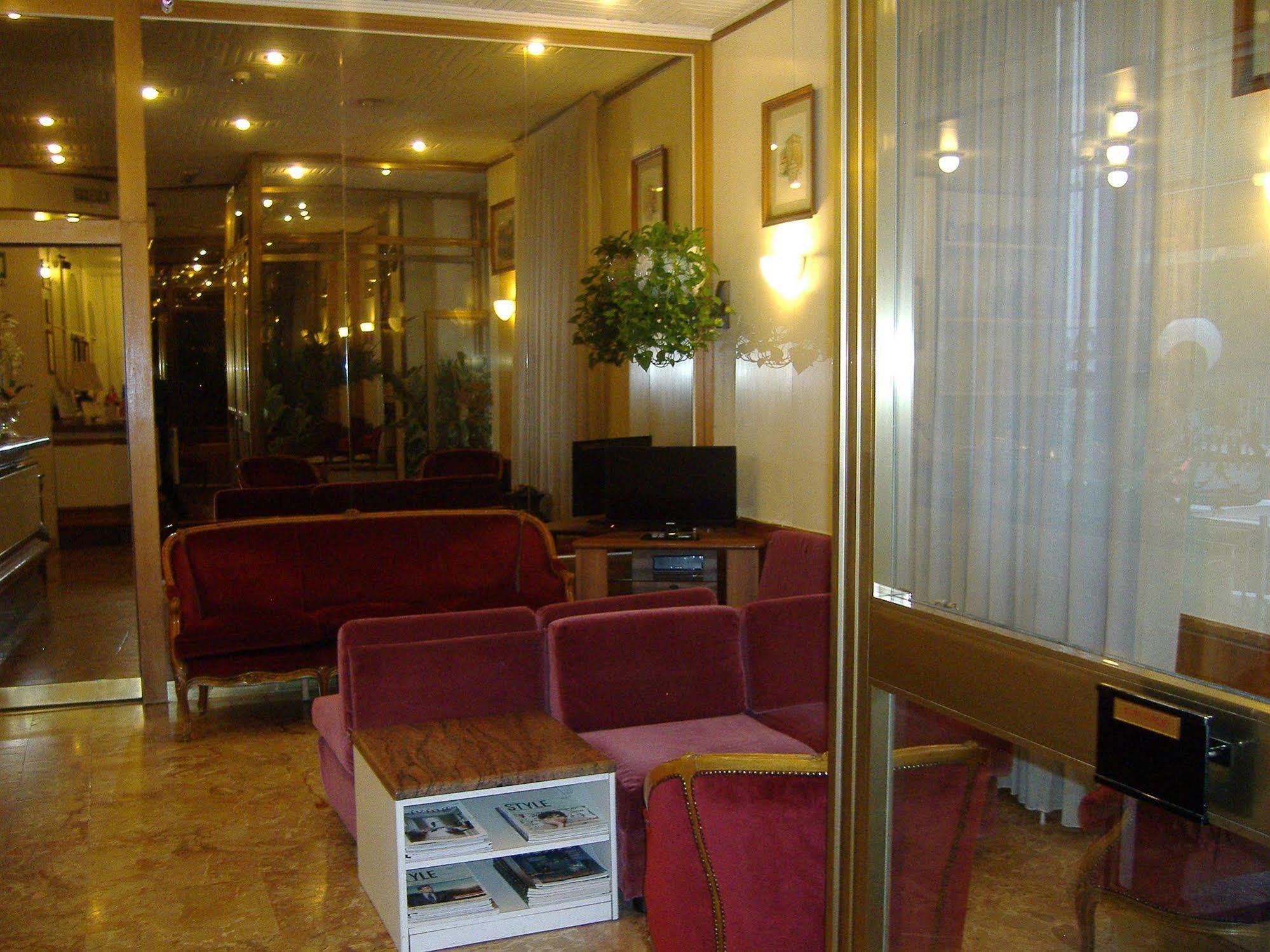 Hotel Mayorca Milano Esterno foto