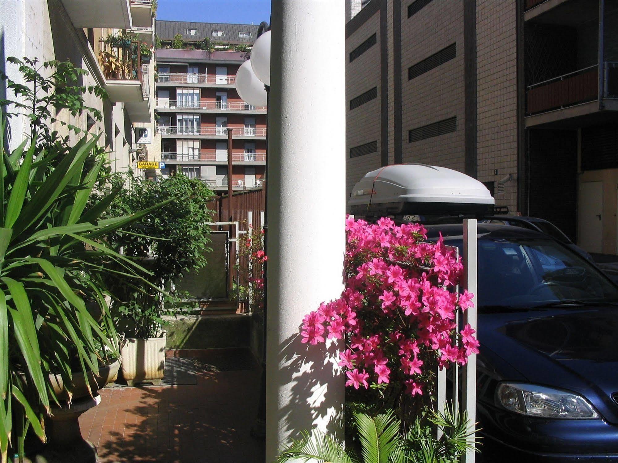 Hotel Mayorca Milano Esterno foto