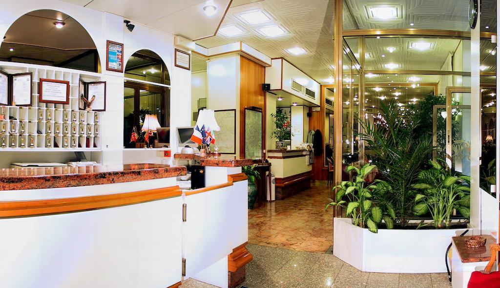 Hotel Mayorca Milano Esterno foto